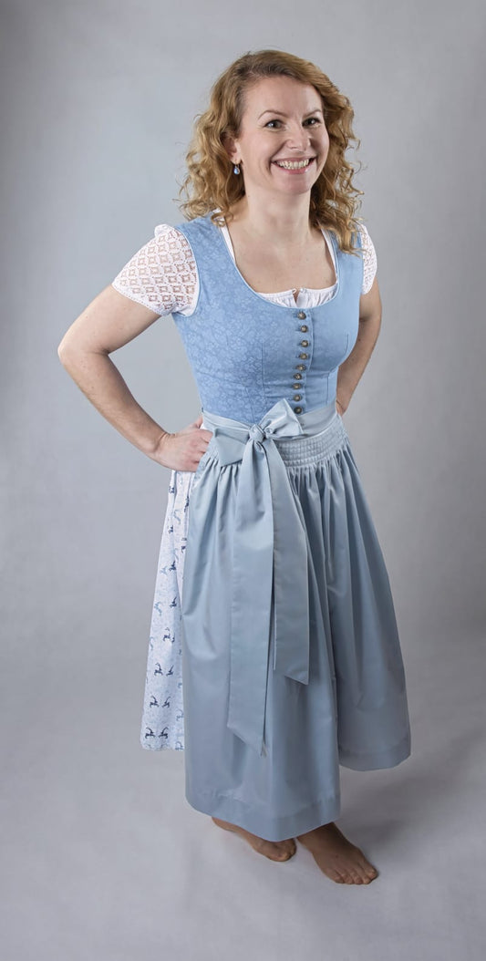 Dirndl in Blau